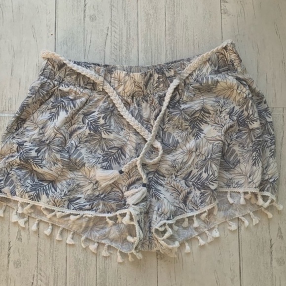 Rewash linen tropical shorts with fringe - Picture 4 of 8